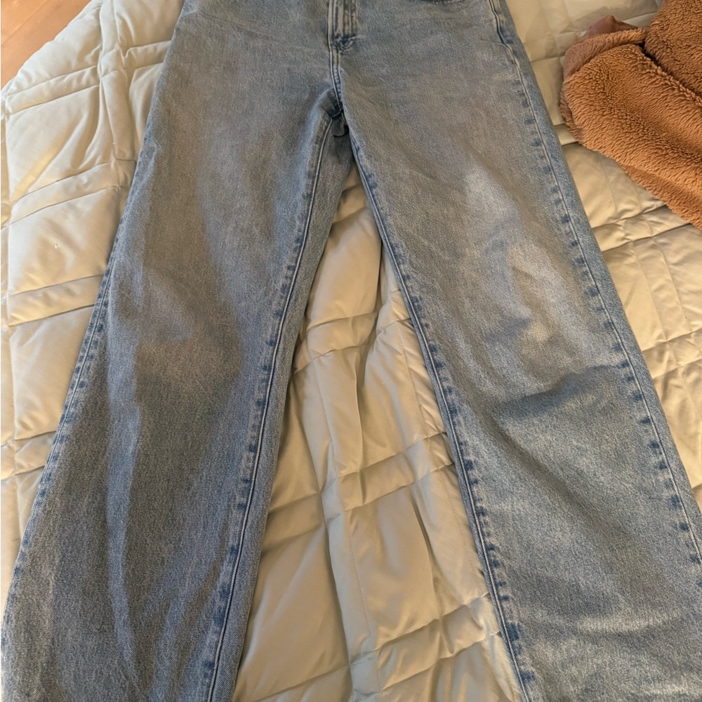 Uniqlo JW Anderson women’s straight leg Jeans - Picture 3 of 3